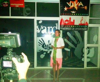 Las palabras de apertura, a cargo de Laritset Aguilar Martinez, Presidenta del Consejo  Provincial de Artes Plásticas de Cienfuegos 