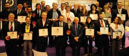Foto de los galardonados con los Premios Excelencias 2014, en FITUR 2015