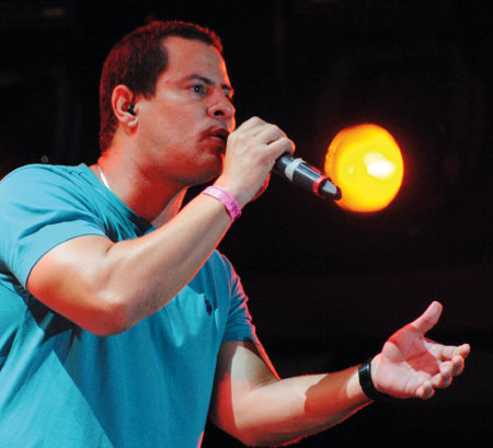 Para Israel Rojas fue genial volver al calor de un público que gusta del trabajo de Buena Fe.