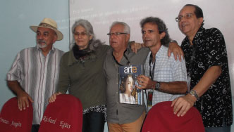 Pancho Amat, Gloria Torres y otras personalidades de la cultura cubana acompañaron a Arte por Excelencias en el Festival Internacional Benny Moré, en Cienfuegos.