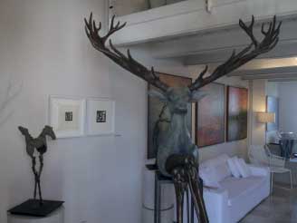 Un aspecto interior de una de las galerías (D'Museo Venezuela) ubicadas en las habitaciones.