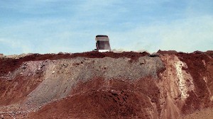 ARICA Y NORTE DE CHILE. NO LUGAR Y LUGAR DE TODOS. Arquitectura de las Transferencias. Número Atómico 29, 2009-2011 Video ensayo Video HD Loop 1:16:00 Color y sonido