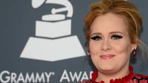 Adele vendió 30 millones de copias de su anterior álbum, "21". 