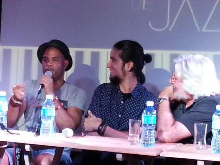 El jazzista Roberto Fonseca, el realizador Joseph Ros y el profesor Mario Masvidal