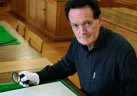 Art historian and Leonardo da Vinci expert Martin Kemp. Photo: via Art Crime Illustrated.
