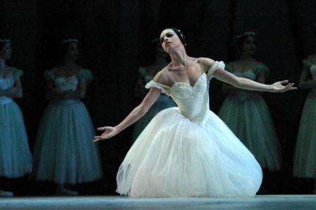 GISELLE (Viengsay Valdés)