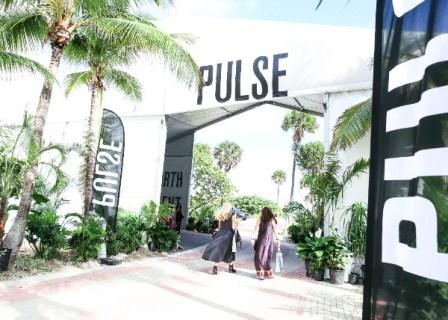 PULSE Miami Beach 2015. Photo courtesy of Aria Isadora/BFA.com