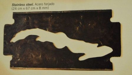 El artista Rudys Rubio constituye uno de los pocos que utiliza el metal como soporte para realizar sus creaciones. (Foto: Carlos Luis Sotolongo Puig / Escambray) El artista Rudys Rubio constituye uno de los pocos que utiliza el metal como soporte para realizar sus creaciones. (Foto: Carlos Luis Sotolongo Puig / Escambray)