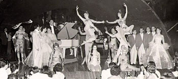 El cuerpo de baile siempre ha tenido un rol protagónico en los espectáculos de Tropicana.