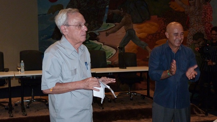 Eusebio Leal junto a Eduardo Avila, director de la Casa Iberoamericana