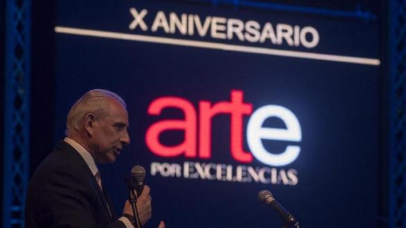 José Carlos de Santiago celebra los X años de Arte por Excelencias 