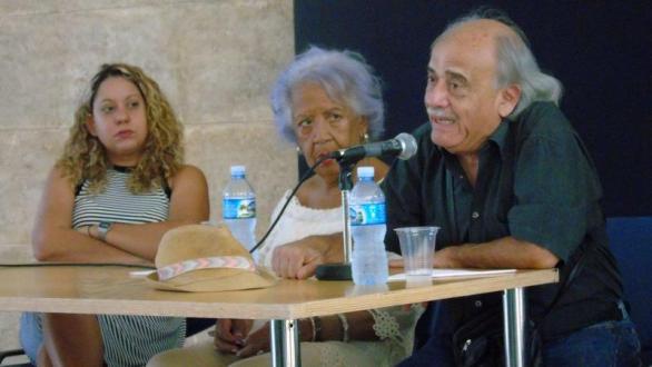 López Oliva en panel sobre taller portocarrero y serigrafía suya 