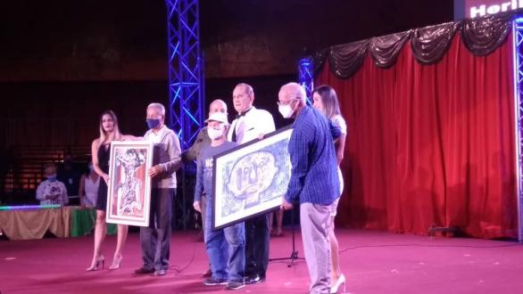 Entrega del premio nacional de circo en Cuba 