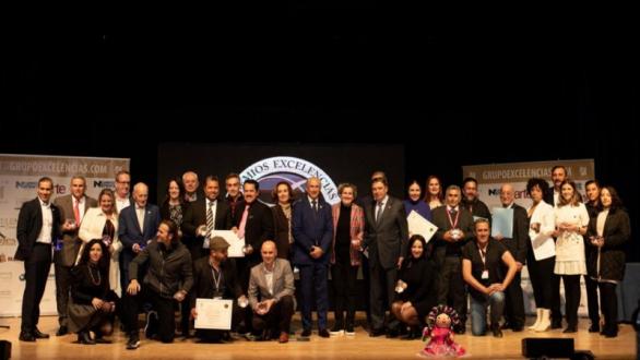 Foto de familia Premios Excelencias 2022 en FITUR