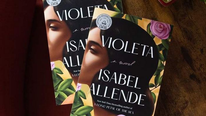 "Violeta", de Isabel Allende, con todo un siglo como contexto