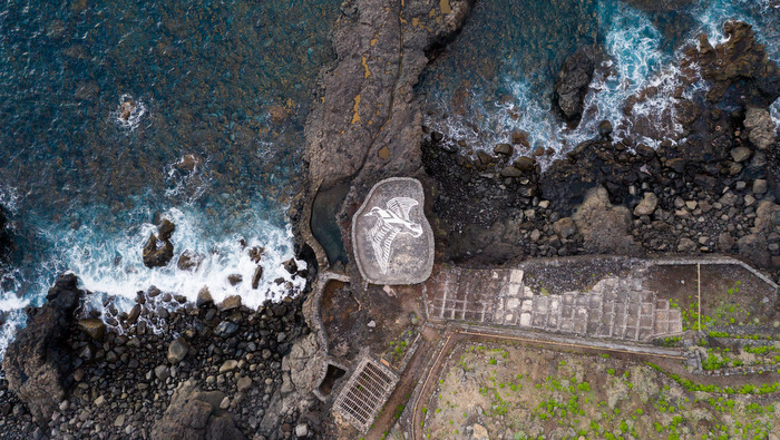Proyecto salinas: la reivindicación de la artista Luna Bengoechea en pro de la producción artesanal en las Islas Canarias