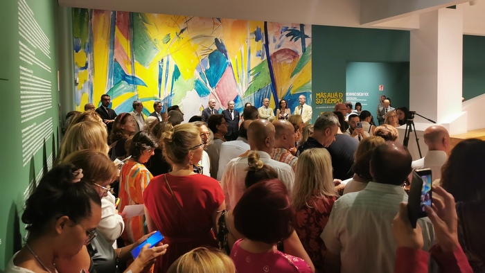 Multitudinaria acogida a la nueva expo del Museo Ruso Málaga