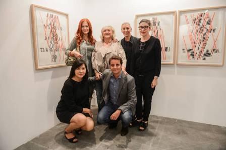 Foto:  Jurado DKV con la galerista Angeles Baños.