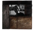 Alegría de vivir, 2005 / De la serie Alegría de vivir 
Caja de luz: madera, y fotografía blanco y negro 
(impresión digital)
74,5 x 84 x 12,5 cm