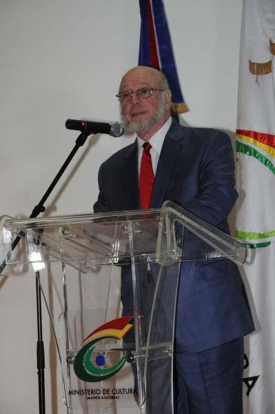 Las palabras centrales del acto, celebrado en el Museo de Arte Moderno con motivo del Día del Artista Plástico, fueron pronunciadas por el ministro Pedro Vergés