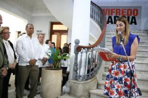 Maria Elena Aguayo, durante la presetanción en la Habana de la Exposición Ver y Mirar