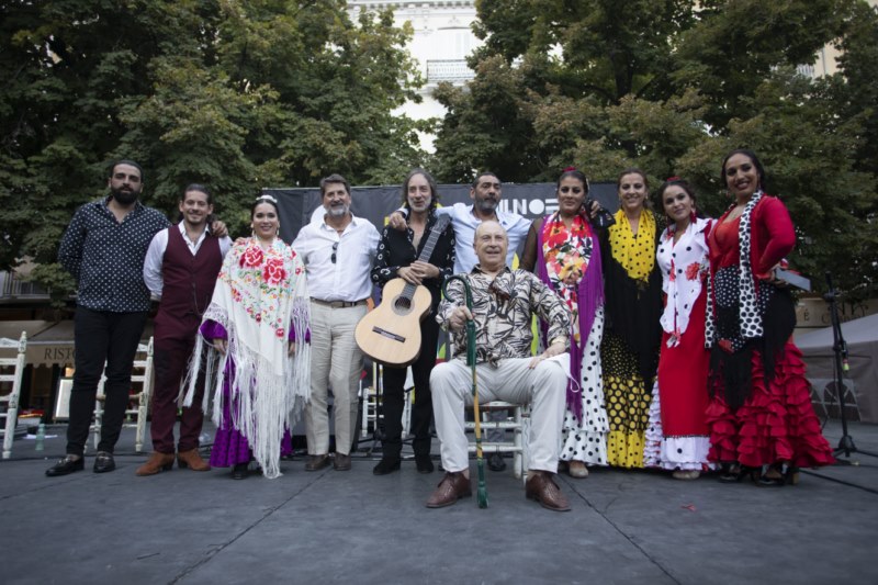 Actuación de la Zambra Venta del Gallo en el festival Milnoff de Granada