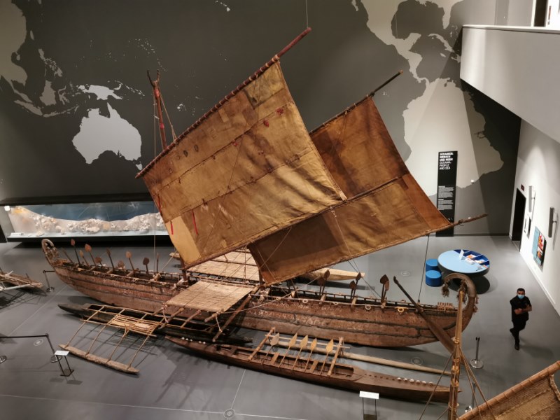 Barco de la isla de Luf (Archipiélago Bismarck, Papúa Nueva Guinea). Museo Etnográfico de Berlín