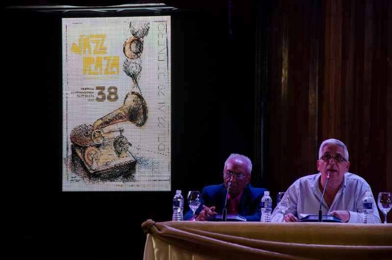 Fernando León Jacomino en conferencia de prensa del Jazz Plaza 2023