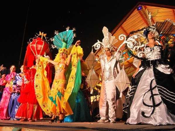 Some 300 artists to participate at Cienfuegos Carnival