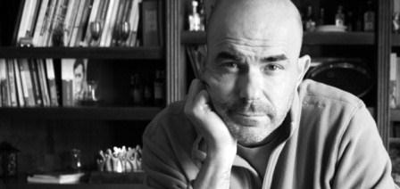 Eduardo Sacheri gana el Alfaguara con una novela sobre el corralito