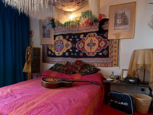 Jimi Hendrix’s Restored London Apartment Now a Museum