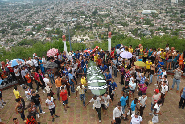 Youth celebrates Romerias de Mayo in Cuban Province of Holguin