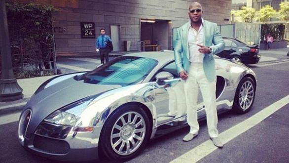 Roll with Art. Rapper FLO RIDA and his Bugatti Veyron