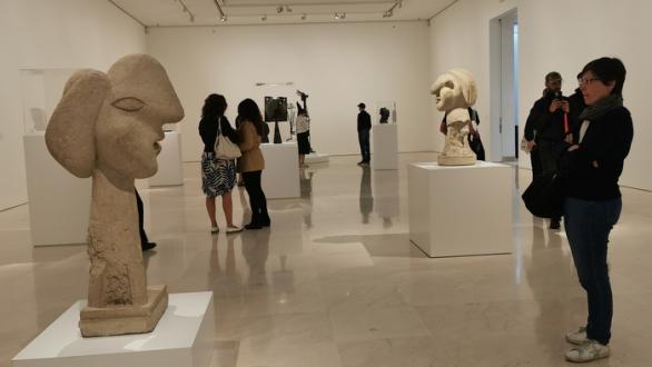 Vista de la muestra Picasso escultor. Materia y cuerpo