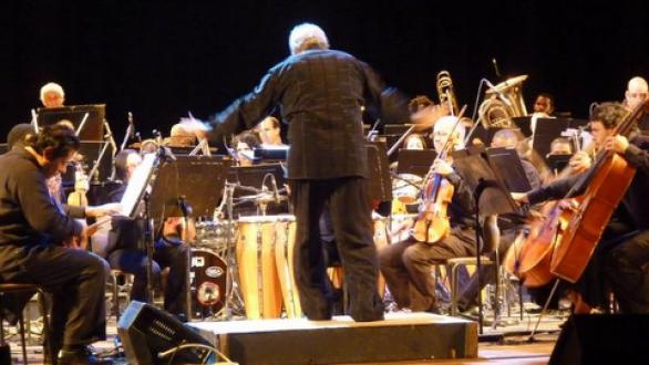 Orquesta Sinfónica Nacional de Cuba bajo la batuta del Maestro Enrique Pérez Mesa