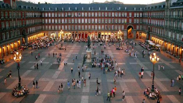 Plaza- Mayor- Madrid