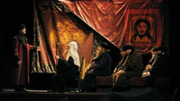 Una de las obras del festival, 'Boris Godunov', del director alemán Peter Stein. Festival Iberoamericano de Teatro de Bogotá