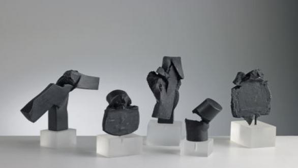 JORGE GAMARRA Maquetas de la serie Alquimia del cilindro, 1983 Bronce Dimensiones variables Colección del artista