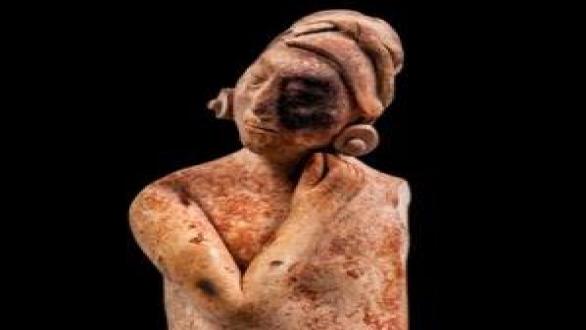Young man with simple headdress. Late Classical, 600–900 A.D. Jaina Insel, Campeche Clay © INAH. Museo Regional de Antropología, Carlos Pellicer Cámara. Villahermosa, Tabasco.